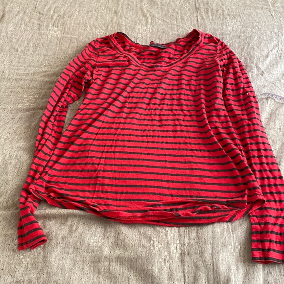 Velvet by Graham & Spencer Tops - Velvet brand long sleeve cotton tee